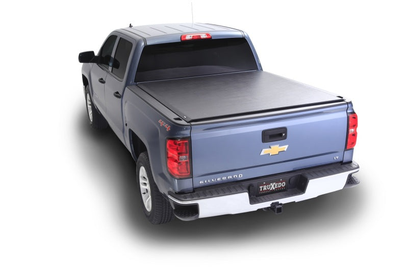Truxedo 14-18 GMC Sierra & Chevrolet Silverado 1500 6ft 6in Lo Pro Bed Cover Truxedo Bed Covers - Roll Up AXOPROS