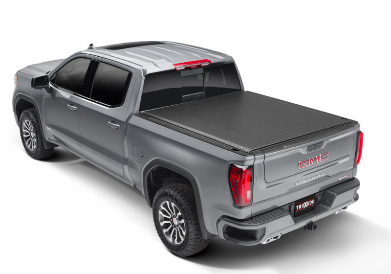 Truxedo 19-20 GMC Sierra & Chevrolet Silverado 1500 (New Body) 5ft 8in Lo Pro Bed Cover Truxedo Bed Covers - Roll Up  AXOPROS