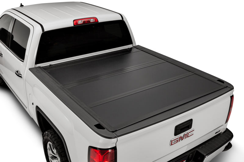 UnderCover 19-20 Chevy Silverado 1500 5.8ft Ultra Flex Bed Cover - Matte Black Finish Undercover Bed Covers - Folding AXOPROS