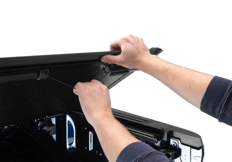 UnderCover 2021+ Ford F-150 Crew Cab 5.5ft Armor Flex Bed Cover Cover Undercover Bed Covers - Folding AXOPROS