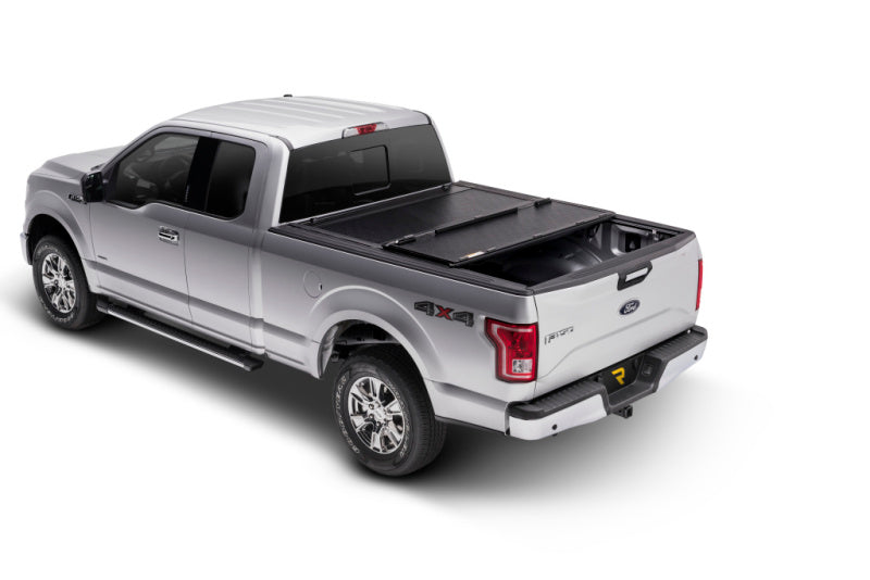 UnderCover 2021+ Ford F-150 Crew Cab 5.5ft Flex Bed Cover Undercover Bed Covers - Folding AXOPROS