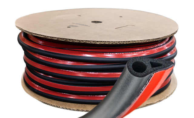 Access Accessories TRAILSEAL Tailgate Gasket 1 Kit Fits All Pickups Access Sealants  AXOPROS