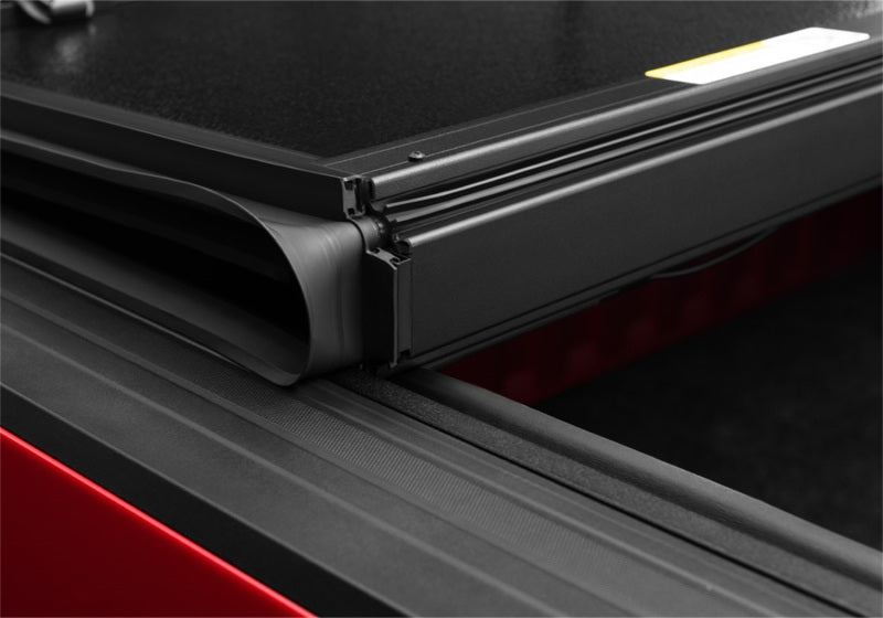 UnderCover 19-20 Chevy Silverado 1500 5.8ft (w/ or w/o MPT) Armor Flex Bed Cover - Black Textured Undercover Bed Covers - Folding  AXOPROS