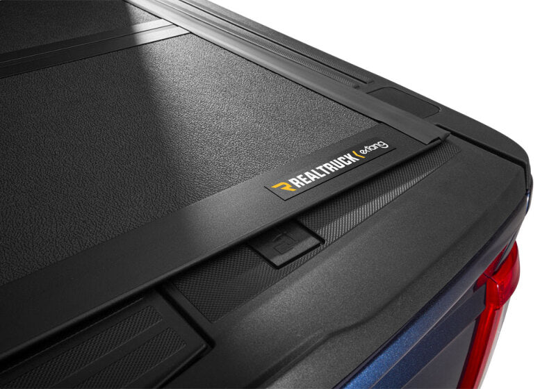 Extang 19-23 Chevy/GMC Silverado/Sierra 5.8ft. Bed Endure ALX Extang Tonneau Covers - Hard Fold  AXOPROS