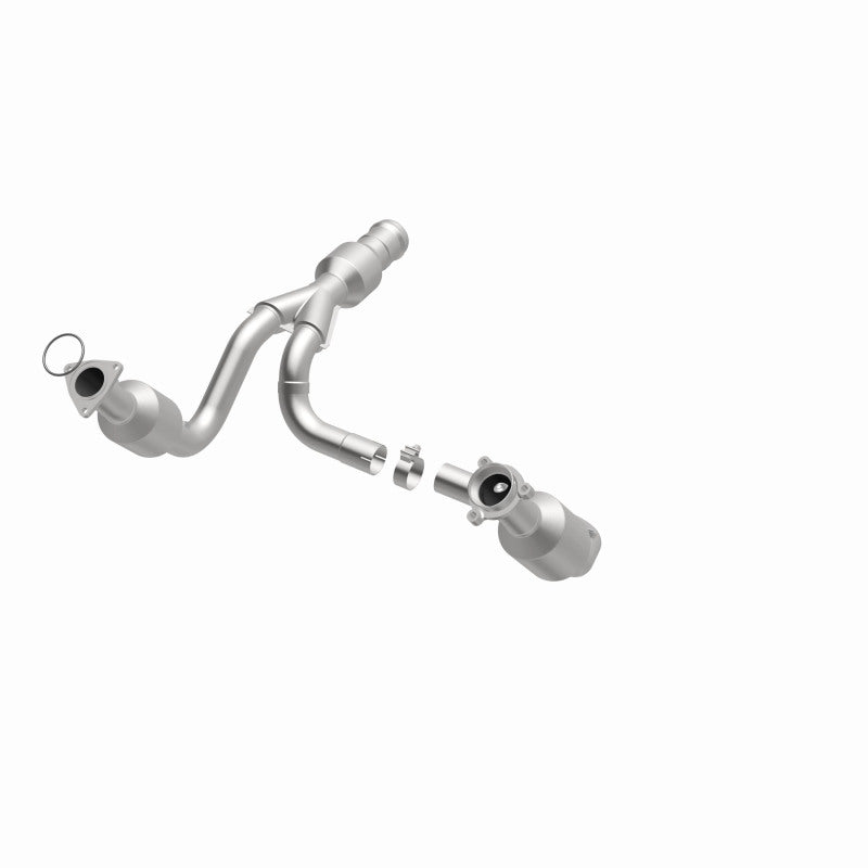 MagnaFlow Converter Direct Fit 2015 GMC Yukon XL V8 6.2L Magnaflow Catalytic Converter Direct Fit  AXOPROS