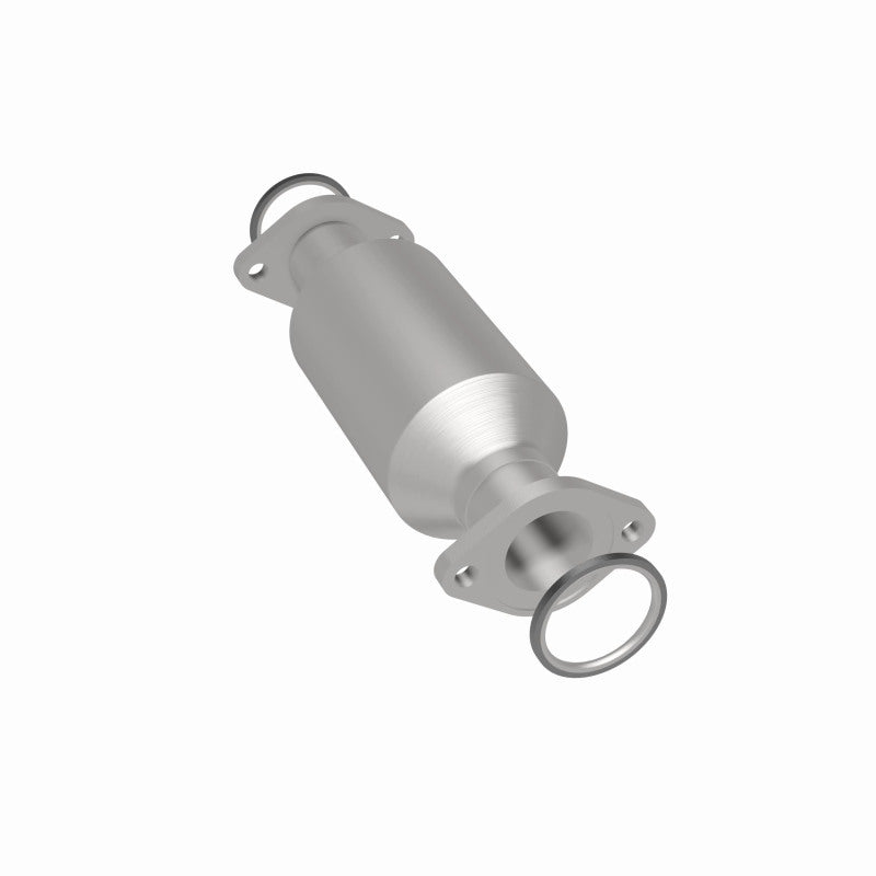 MagnaFlow Conv Chevrolet-Geo-Toyota 12.5X6.5X Magnaflow Catalytic Converter Direct Fit  AXOPROS