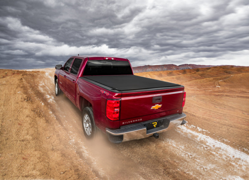 Truxedo 19-20 GMC Sierra & Chevrolet Silverado 1500 (New Body) w/o Tailgate 5ft 8in Pro X15 BedCover Truxedo Bed Covers - Roll Up  AXOPROS