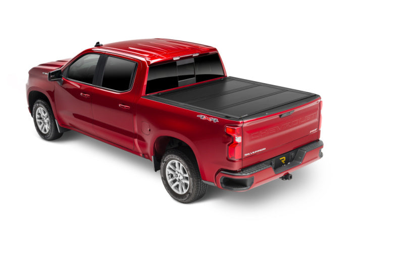 UnderCover 19-20 Chevy Silverado 1500 5.8ft Ultra Flex Bed Cover - Matte Black Finish Undercover Bed Covers - Folding  AXOPROS