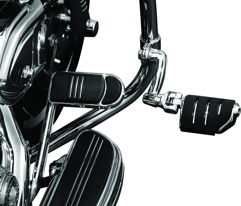 Kuryakyn Trident Dually Longhorn Offset  1-1/4inch Clamp Chrome Kuryakyn Footpegs  AXOPROS