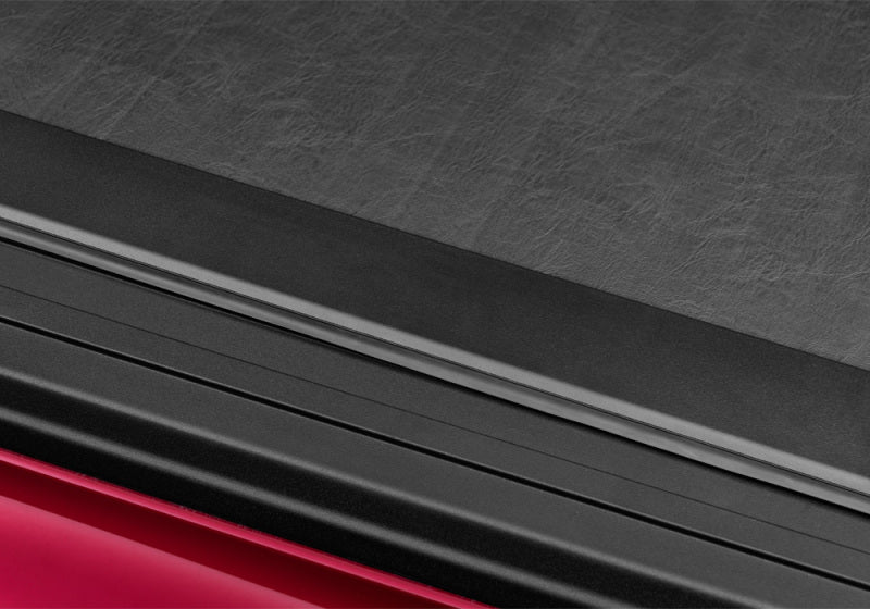 Roll-N-Lock 15-18 Ford F-150 SB 77-3/8in M-Series Retractable Tonneau Cover Roll-N-Lock Tonneau Covers - Retractable  AXOPROS