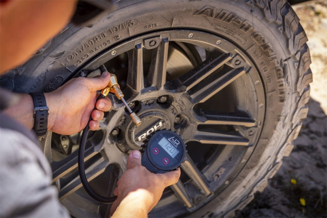 ARB E-Z Deflator Digital Gauge with Extended Valve ARB Camping Equipment  AXOPROS