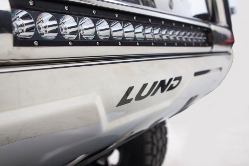 Lund 07-17 Chevy Silverado 1500 Bull Bar w/Light & Wiring - Polished LUND Bull Bars  AXOPROS