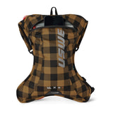 USWE Outlander Hydration Pack 2L - Flannel Bronze/Black USWE Bags - Hydration Packs  AXOPROS