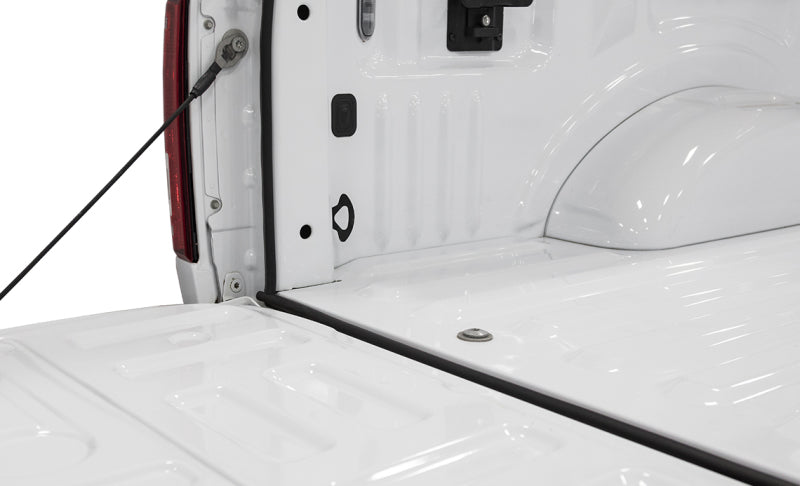 Access Accessories TRAILSEAL Tailgate Gasket 1 Kit Fits All Pickups Access Sealants  AXOPROS