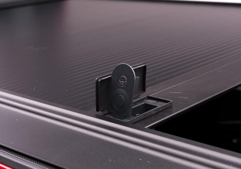 Retrax 16-18 Tacoma 5ft Double Cab RetraxONE MX Retrax Retractable Bed Covers  AXOPROS