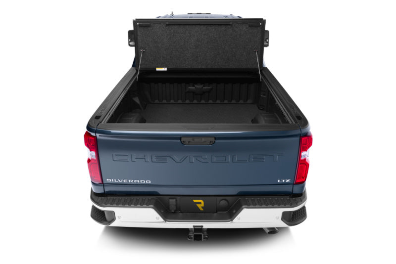 UnderCover 2021+ Ford F-150 Crew Cab 5.5ft Ultra Flex Bed Cover Undercover Bed Covers - Folding  AXOPROS