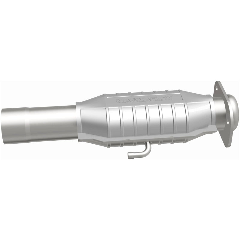 MagnaFlow Conv DF GM 86 90 Magnaflow Catalytic Converter Direct Fit  AXOPROS