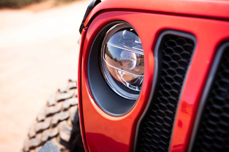 DV8 Offroad 2018+ Jeep Wrangler JL/Gladiator LED Projector Headlights DV8 Offroad Headlights  AXOPROS