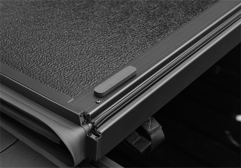 UnderCover 17-20 Ford F-250/F-350 6.8ft Armor Flex Bed Cover - Black Textured Undercover Bed Covers - Folding  AXOPROS