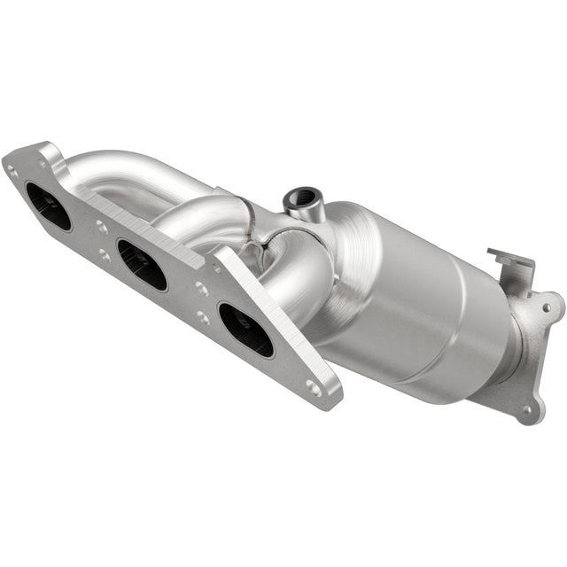 OEM Grade Manifold Catalytic Converter MagnaFlow Exhaust Products Catalytic Converter with Integrated Exhaust Manifold  AXOPROS