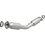 California Direct-Fit Catalytic Converter MagnaFlow Exhaust Products Catalytic Converter  AXOPROS