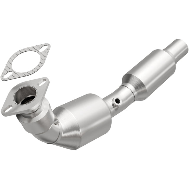 California Direct-Fit Catalytic Converter MagnaFlow Exhaust Products Catalytic Converter  AXOPROS