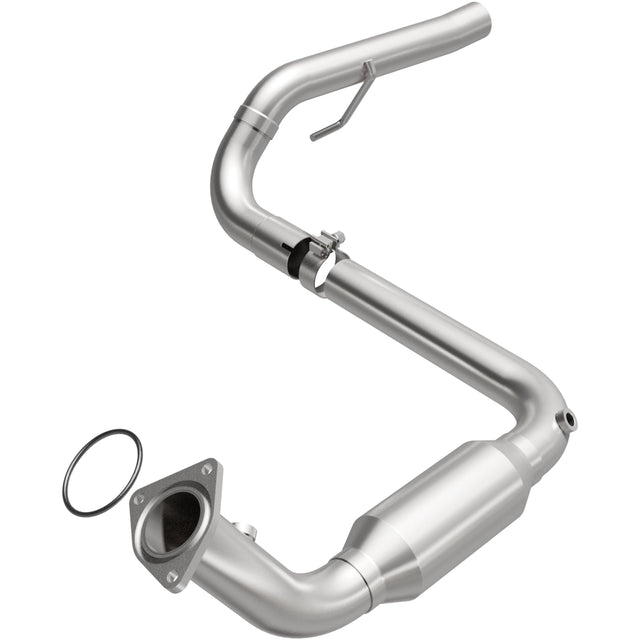 California Direct-Fit Catalytic Converter MagnaFlow Exhaust Products Catalytic Converter  AXOPROS