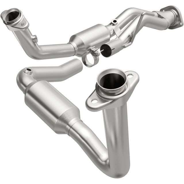 California Direct-Fit Catalytic Converter MagnaFlow Exhaust Products Catalytic Converter  AXOPROS