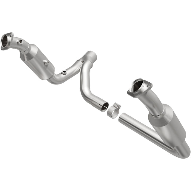 California Direct-Fit Catalytic Converter MagnaFlow Exhaust Products Catalytic Converter  AXOPROS