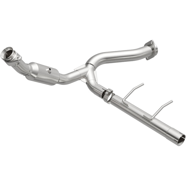 California Direct-Fit Catalytic Converter MagnaFlow Exhaust Products Catalytic Converter  AXOPROS