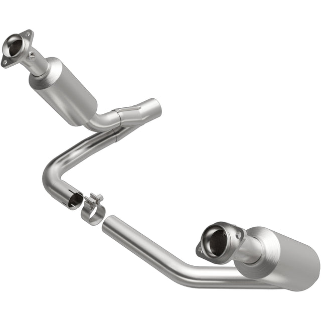 California Direct-Fit Catalytic Converter MagnaFlow Exhaust Products Catalytic Converter  AXOPROS