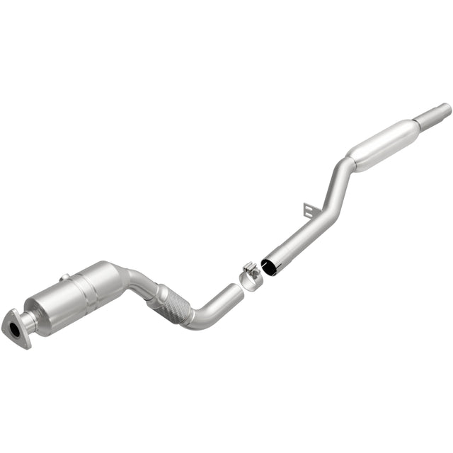 California Direct-Fit Catalytic Converter MagnaFlow Exhaust Products Catalytic Converter  AXOPROS