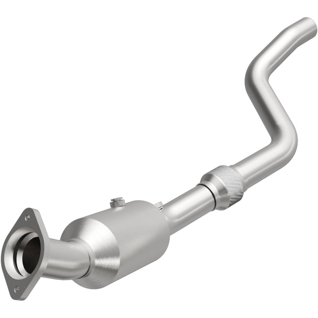 California Direct-Fit Catalytic Converter MagnaFlow Exhaust Products Catalytic Converter  AXOPROS