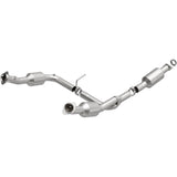California Direct-Fit Catalytic Converter MagnaFlow Exhaust Products Catalytic Converter  AXOPROS