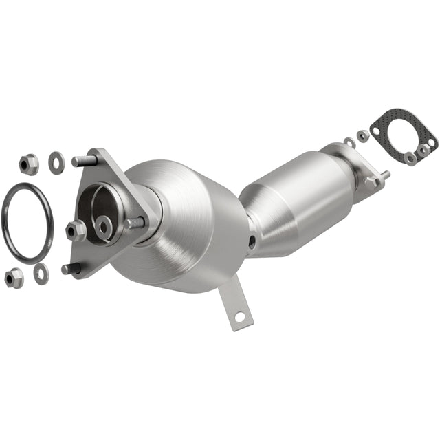 California Direct-Fit Catalytic Converter MagnaFlow Exhaust Products Catalytic Converter  AXOPROS