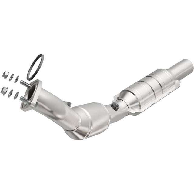 California Direct-Fit Catalytic Converter MagnaFlow Exhaust Products Catalytic Converter  AXOPROS