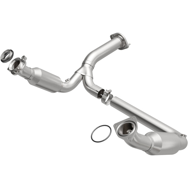 California Direct-Fit Catalytic Converter MagnaFlow Exhaust Products Catalytic Converter  AXOPROS