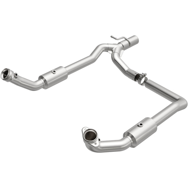 California Direct-Fit Catalytic Converter MagnaFlow Exhaust Products Catalytic Converter  AXOPROS