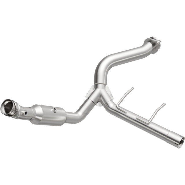 California Direct-Fit Catalytic Converter MagnaFlow Exhaust Products Catalytic Converter  AXOPROS