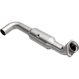 California Direct-Fit Catalytic Converter MagnaFlow Exhaust Products Catalytic Converter  AXOPROS