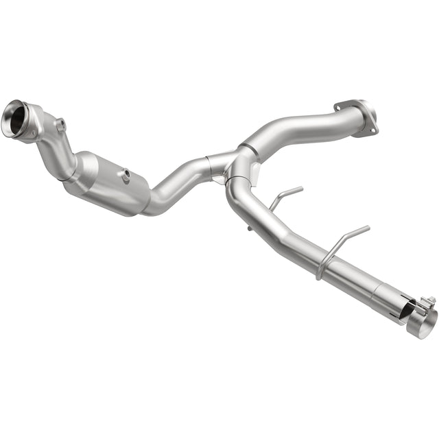 California Direct-Fit Catalytic Converter MagnaFlow Exhaust Products Catalytic Converter  AXOPROS
