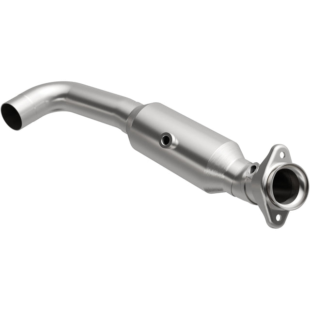 California Direct-Fit Catalytic Converter MagnaFlow Exhaust Products Catalytic Converter  AXOPROS