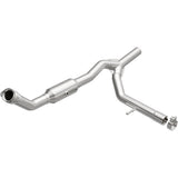 California Direct-Fit Catalytic Converter MagnaFlow Exhaust Products Catalytic Converter  AXOPROS