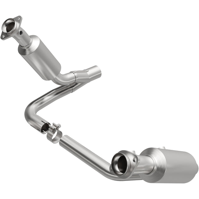 California Direct-Fit Catalytic Converter MagnaFlow Exhaust Products Catalytic Converter  AXOPROS