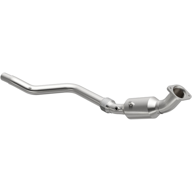 California Direct-Fit Catalytic Converter MagnaFlow Exhaust Products Catalytic Converter  AXOPROS