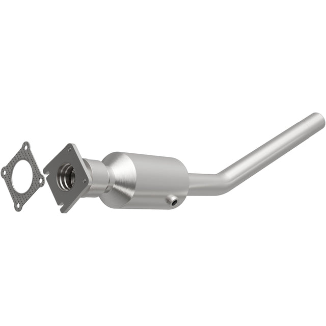 California Direct-Fit Catalytic Converter MagnaFlow Exhaust Products Catalytic Converter  AXOPROS