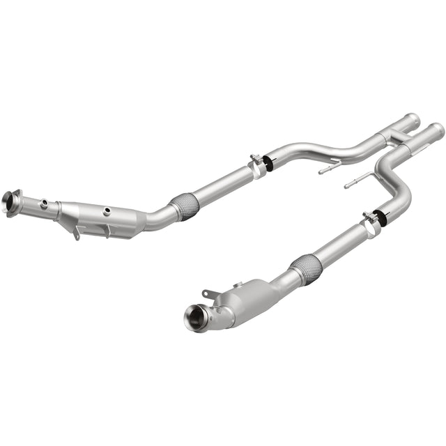 California Direct-Fit Catalytic Converter MagnaFlow Exhaust Products Catalytic Converter  AXOPROS