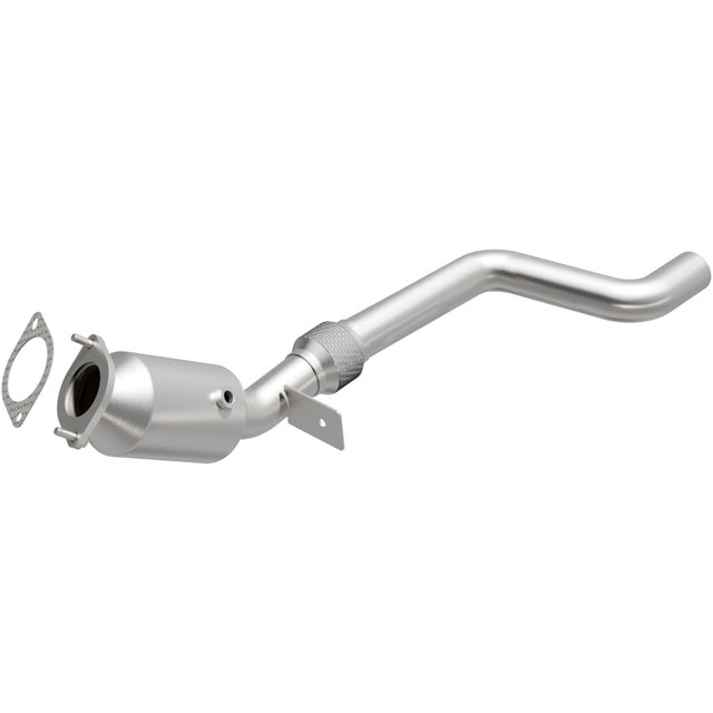 California Direct-Fit Catalytic Converter MagnaFlow Exhaust Products Catalytic Converter  AXOPROS