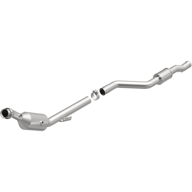 California Direct-Fit Catalytic Converter MagnaFlow Exhaust Products Catalytic Converter  AXOPROS