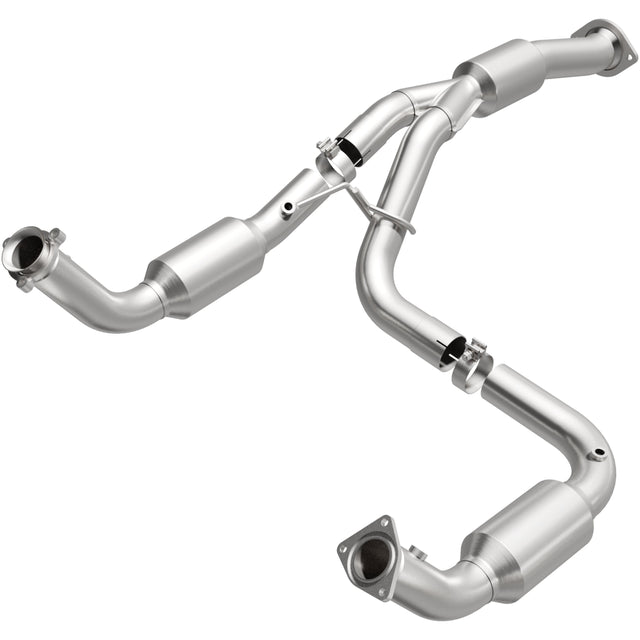 California Direct-Fit Catalytic Converter MagnaFlow Exhaust Products Catalytic Converter  AXOPROS